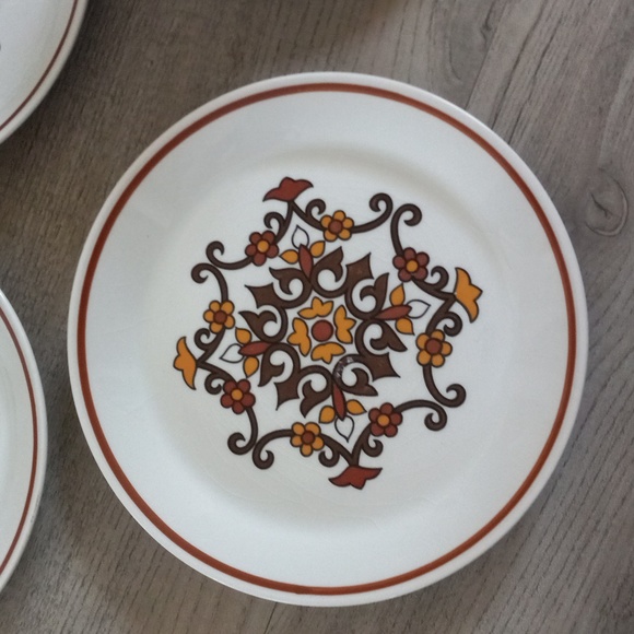 Lot of Vintage Johnson Brothers Ironstone tea setting. - Picture 2 of 6